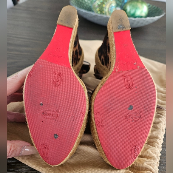 Christian Louboutin Isabelle Wedge Sandals - Picture 7 of 9